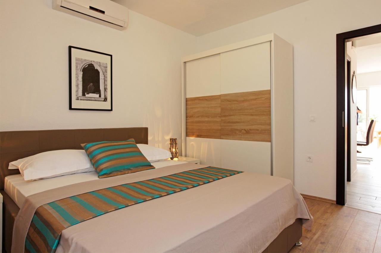 Iris Apartments Bol (Adults Only) المظهر الخارجي الصورة