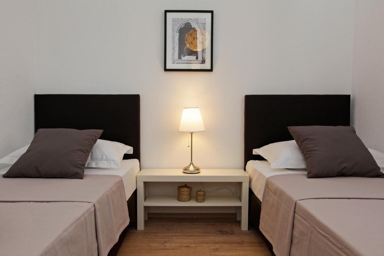 Iris Apartments Bol (Adults Only) المظهر الخارجي الصورة