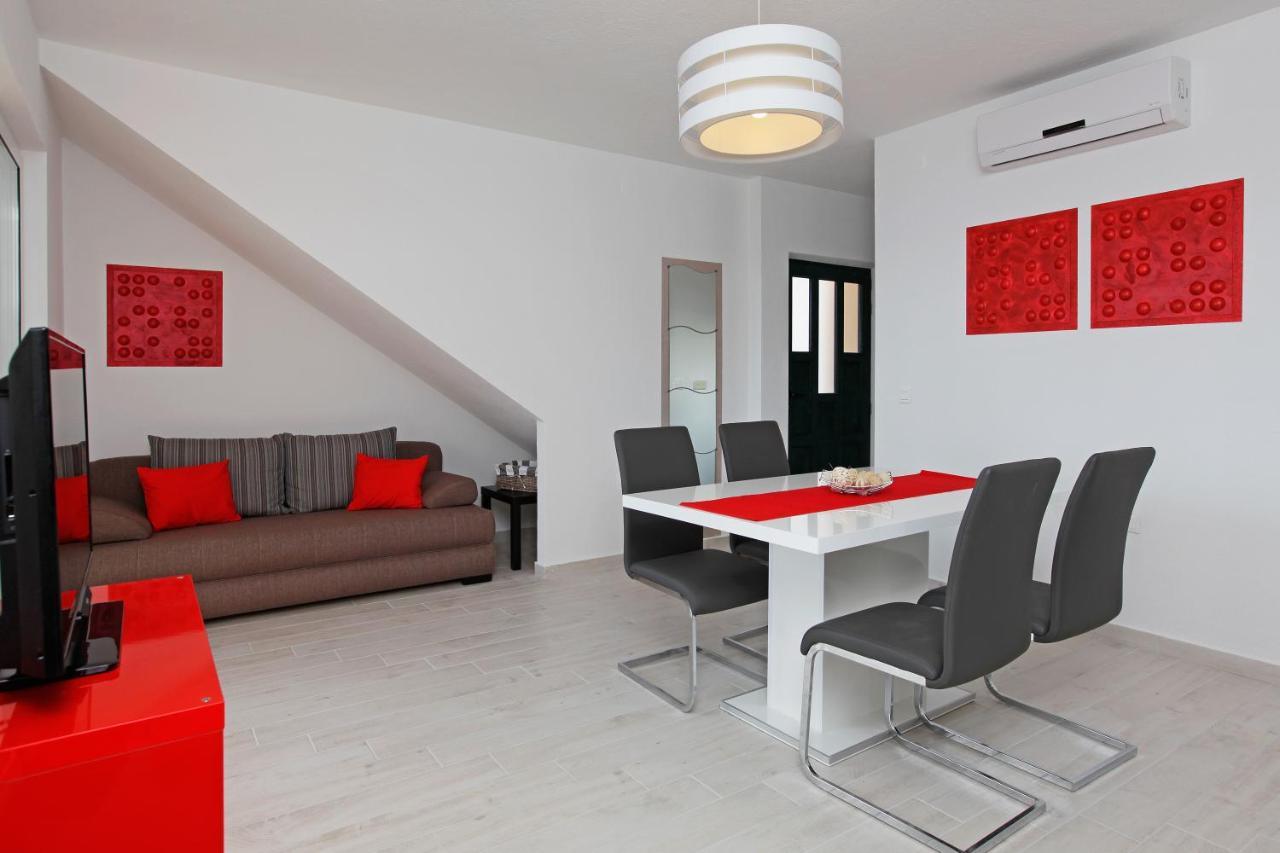 Iris Apartments Bol (Adults Only) المظهر الخارجي الصورة